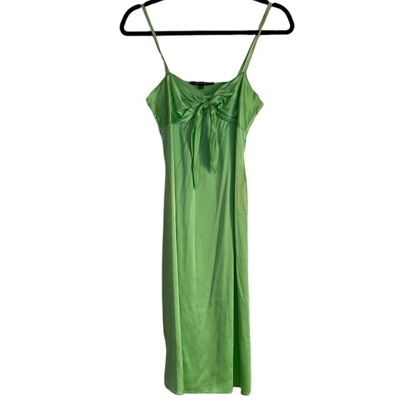 ANTONIO MELANI Dresses & Skirts - Antonio Melani Lime Green Silk Going Out Midi Dress Size 2